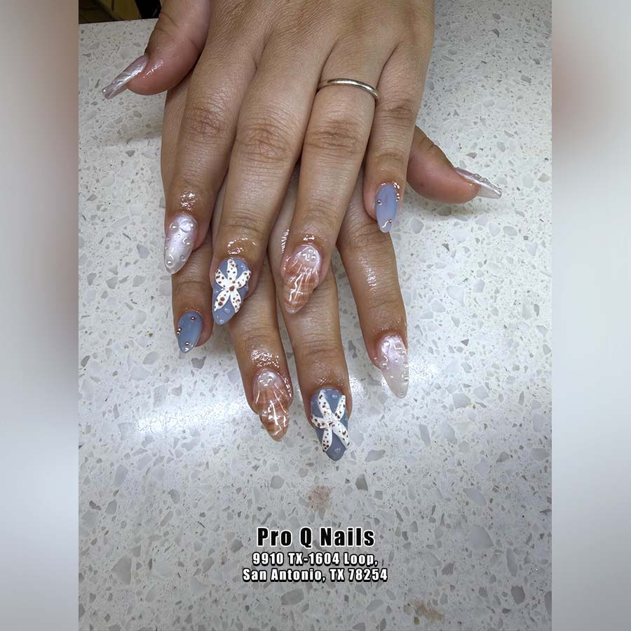Seasonal Trending Nail Ideas